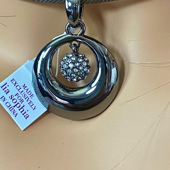 Lia Sophia Slide Pendant - Picture 2 of 2